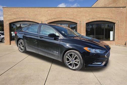 2017 Ford Fusion Hybrid SE