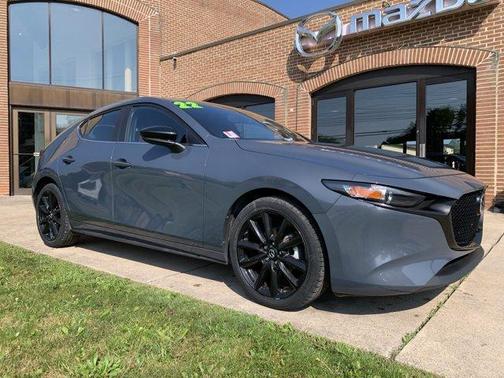 2022 Mazda Mazda3 Carbon Edition