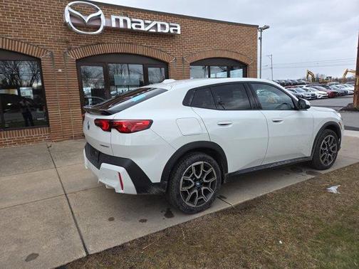 2025 BMW X2 xDrive28i