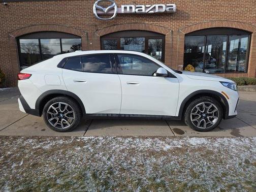 2025 BMW X2 xDrive28i