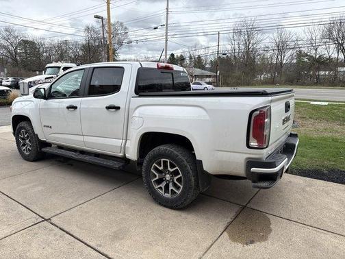 Summit White 2021 GMC Canyon AT4