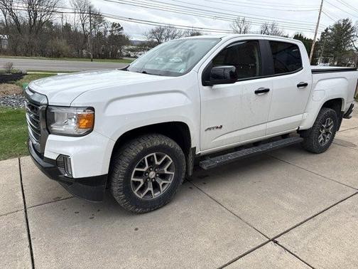 Summit White 2021 GMC Canyon AT4