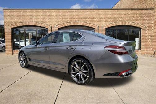 2024 Genesis G70 2.5T