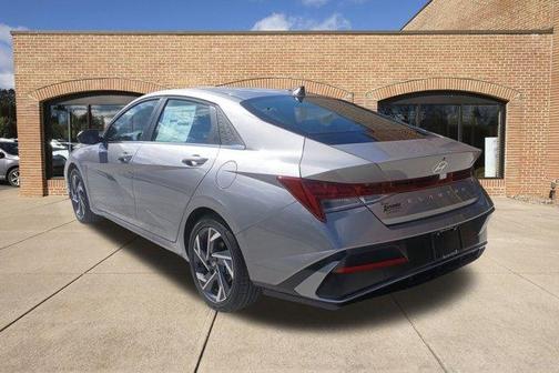 2025 Hyundai ELANTRA HEV Limited