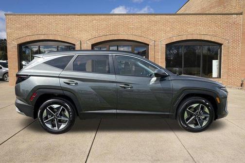 Amazon Gray 2026 Hyundai TUCSON Hybrid SEL Convenience