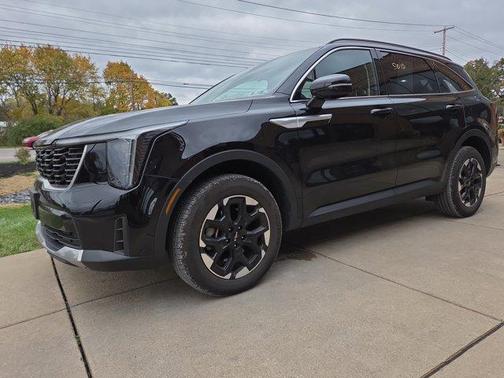 2024 Kia Sorento S