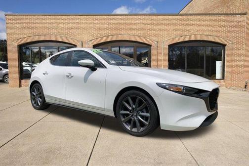 2024 Mazda Mazda3 FWD w/Preferred Package