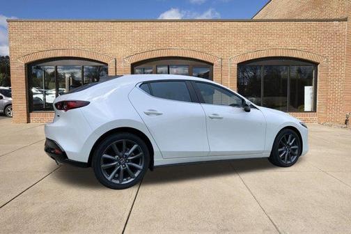 2024 Mazda Mazda3 FWD w/Preferred Package