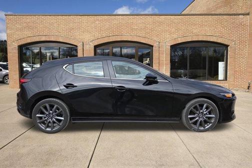 2024 Mazda Mazda3 FWD w/Preferred Package