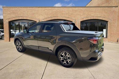 Green 2025 Hyundai SANTA CRUZ XRT