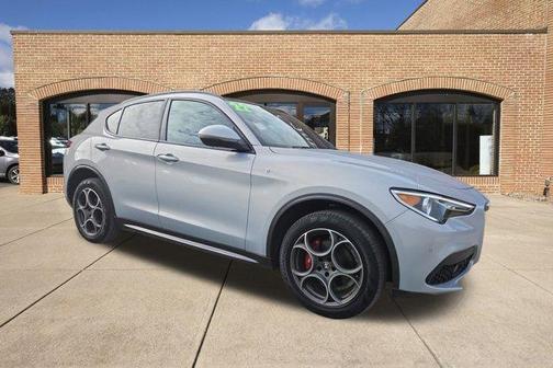 2022 Alfa Romeo Stelvio Ti