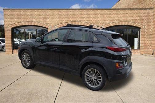 2021 Hyundai KONA SEL