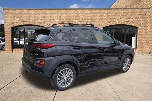 2021 Hyundai KONA SEL