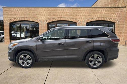 2016 Toyota Highlander Limited