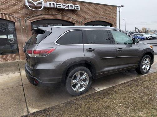 2016 Toyota Highlander Limited