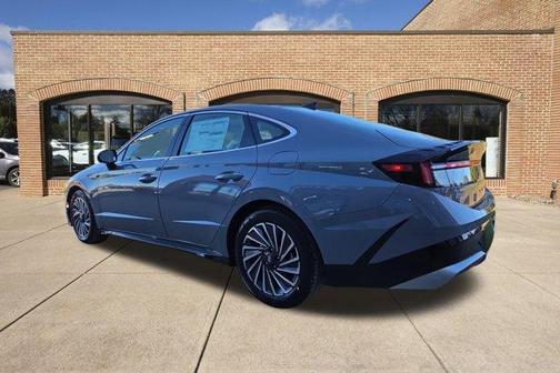 2026 Hyundai SONATA Hybrid SEL