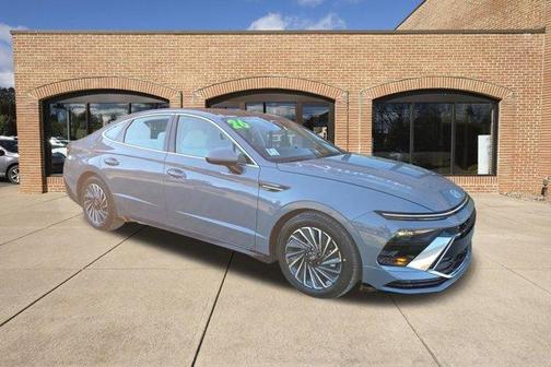 2026 Hyundai SONATA Hybrid SEL
