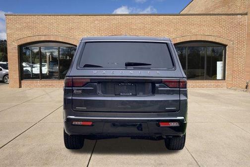 2023 Jeep Wagoneer Series III