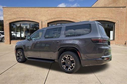 2023 Jeep Wagoneer Series III