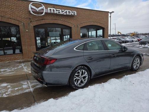 2023 Hyundai SONATA SEL