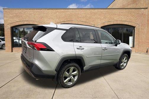 Silver Sky Metallic 2019 Toyota RAV4 Hybrid Limited