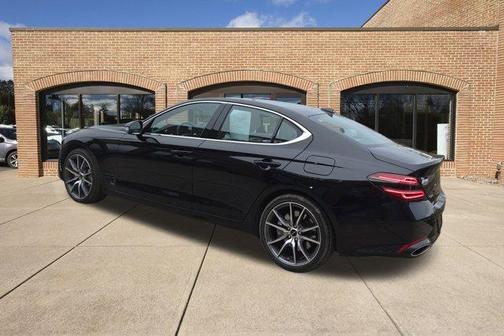 2025 Genesis G70 2.5T