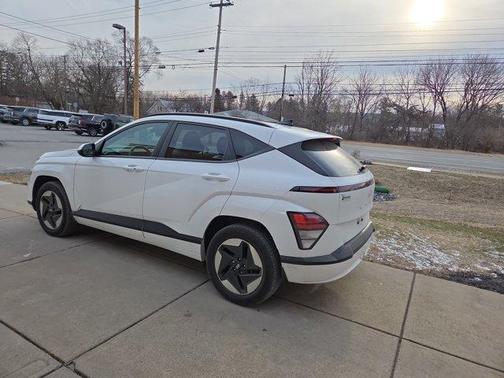 2024 Hyundai KONA EV SEL