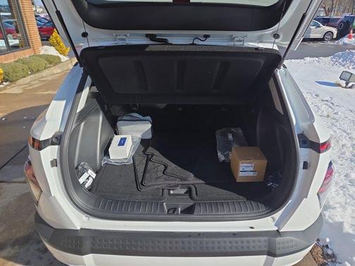 2024 Hyundai KONA EV SEL