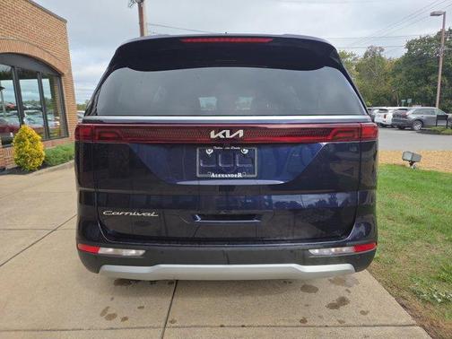 2022 Kia Carnival LXS