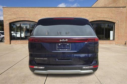 2022 Kia Carnival LXS