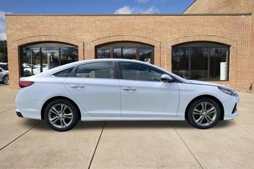 2018 Hyundai SONATA SEL