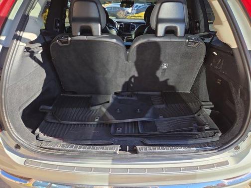2021 Volvo XC90 T6 Inscription 6 Passenger