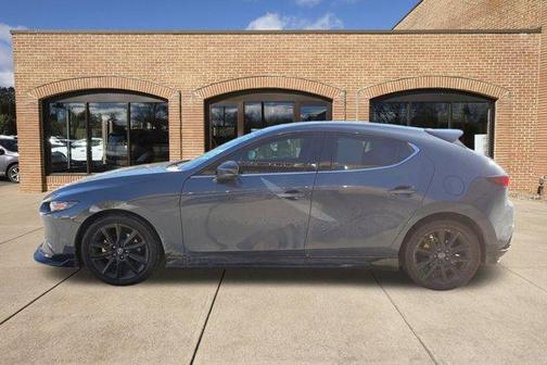 2024 Mazda Mazda3 2.5 S Carbon Edition