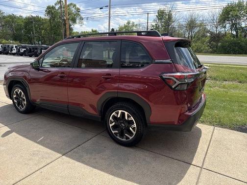 Crimson Red Pearl 2025 Subaru Forester Premium