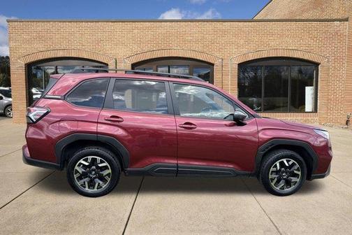 Crimson Red Pearl 2025 Subaru Forester Premium