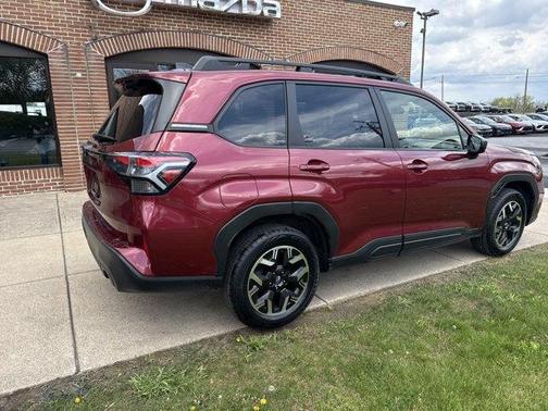 Crimson Red Pearl 2025 Subaru Forester Premium
