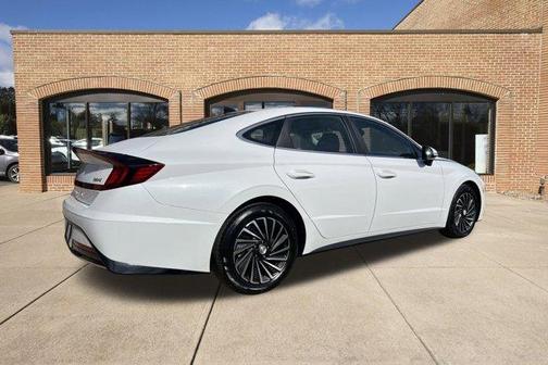2023 Hyundai SONATA Hybrid SEL
