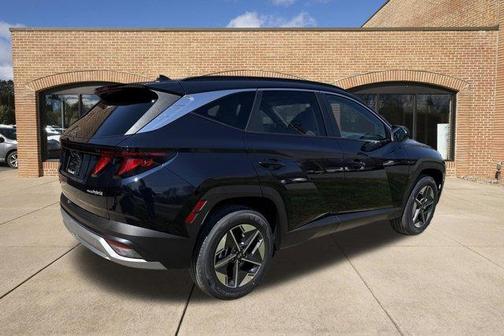 Deep Sea 2026 Hyundai TUCSON Hybrid SEL