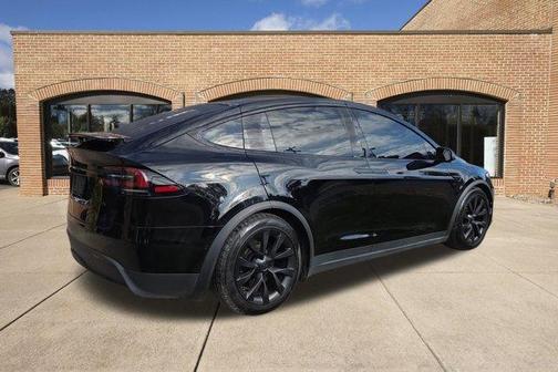 2022 Tesla Model X Base