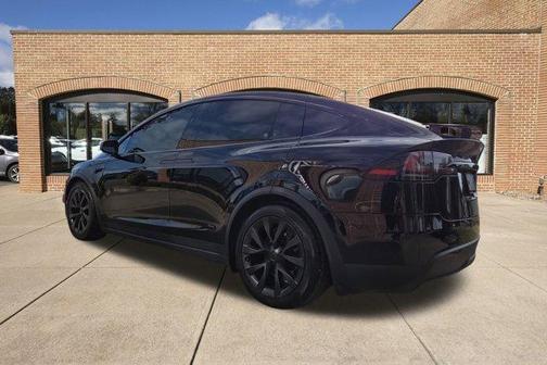 2022 Tesla Model X Base