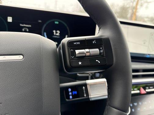 2026 Hyundai SANTA FE HEV Limited