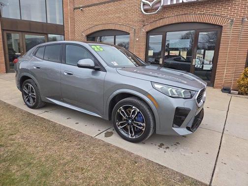 2025 BMW X2 xDrive28i