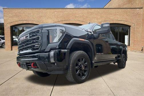 2024 GMC Sierra 2500 AT4