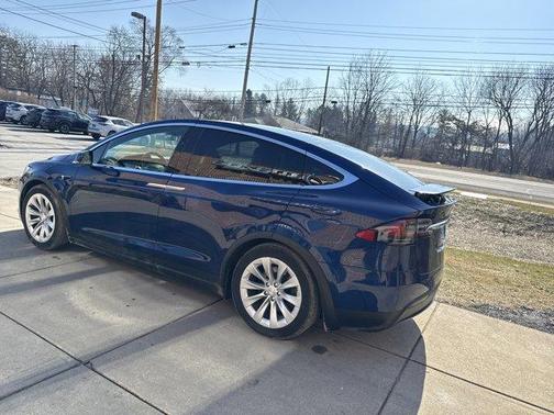 2019 Tesla Model X Long Range