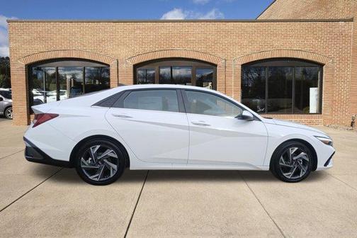 2025 Hyundai ELANTRA HEV Limited