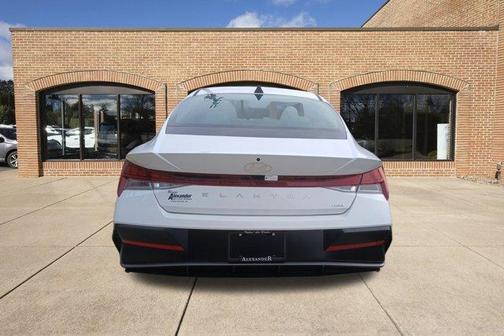 2025 Hyundai ELANTRA HEV Limited