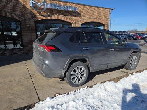 2019 Toyota RAV4 Limited