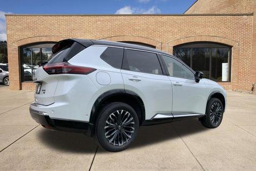 2025 Nissan Rogue Platinum