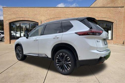 2025 Nissan Rogue Platinum
