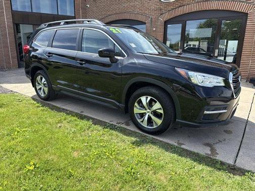 Crystal Black Silica 2021 Subaru Ascent Premium 7-Passenger